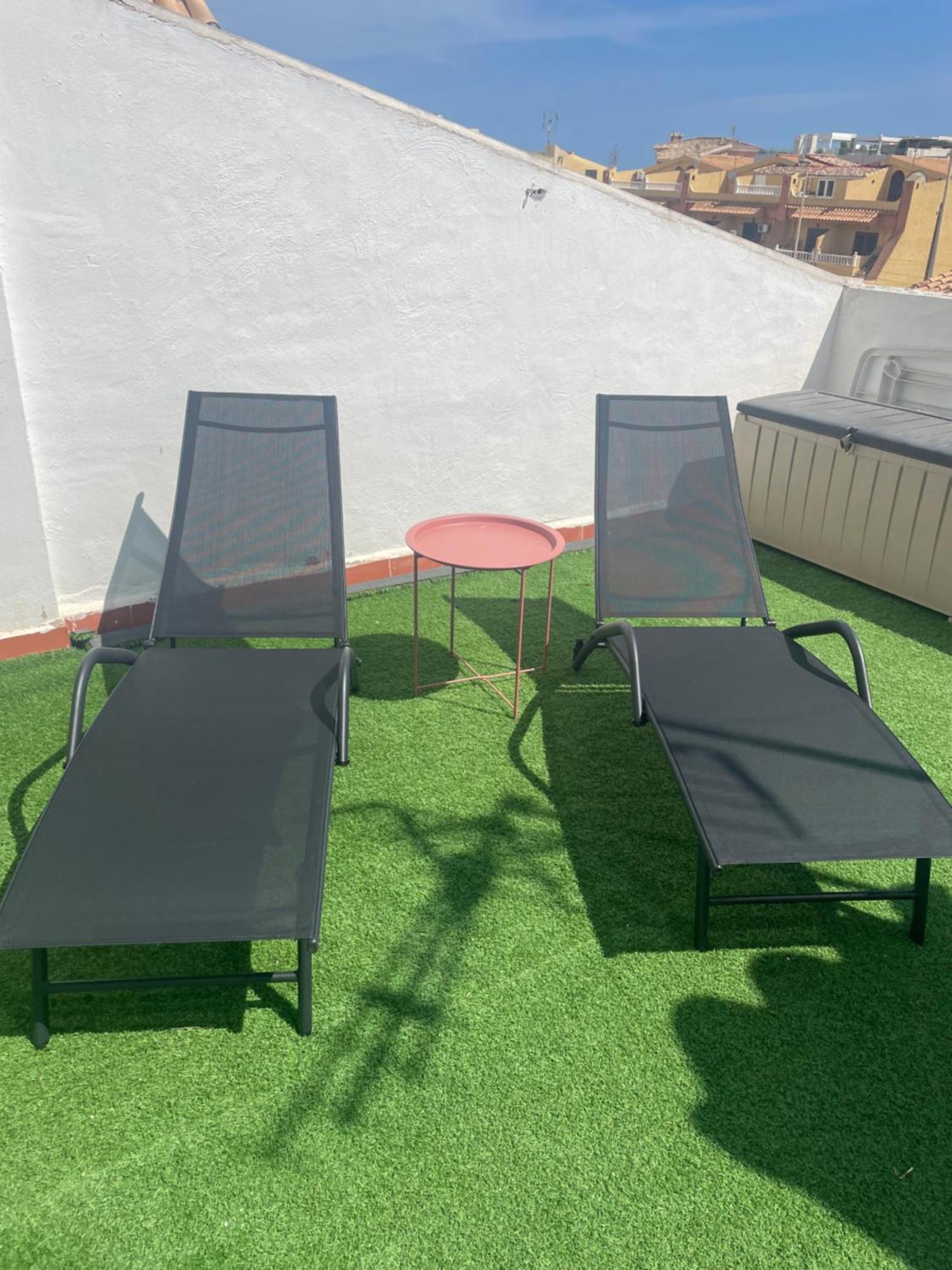 Przytulny Apartament 100M Od Plazy Торевьиа Экстерьер фото