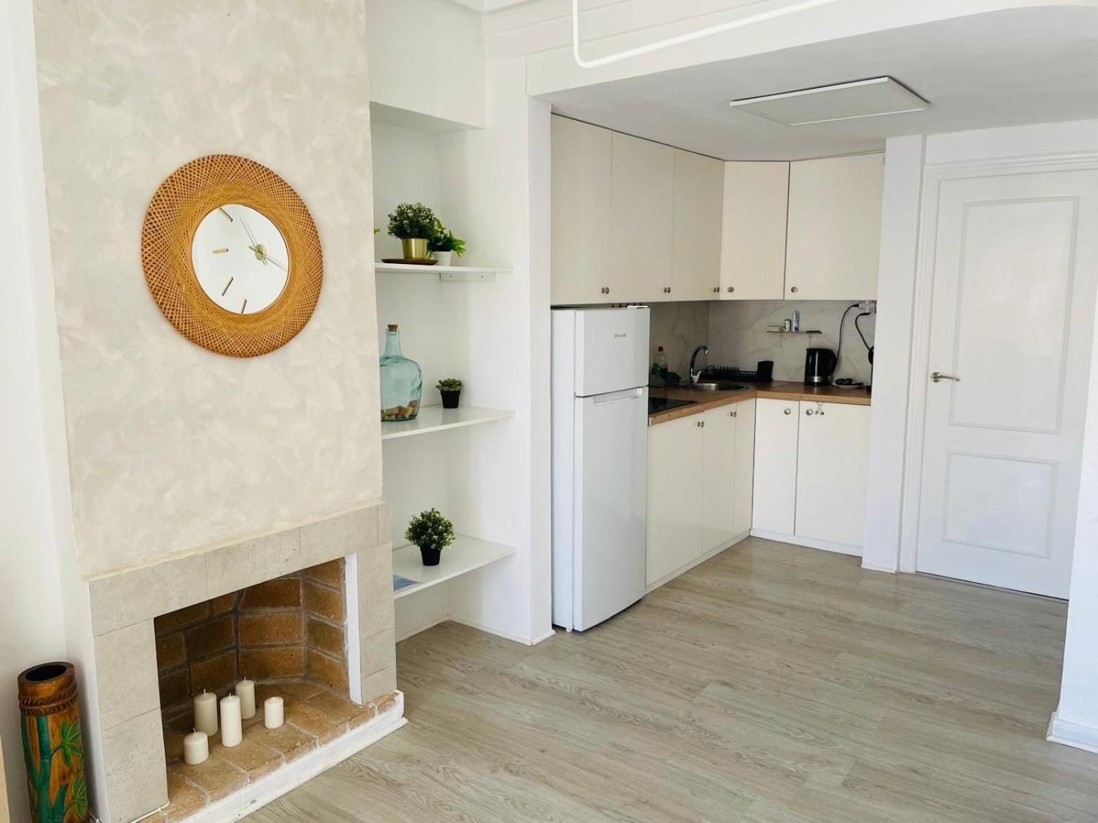 Przytulny Apartament 100M Od Plazy Торевьиа Экстерьер фото